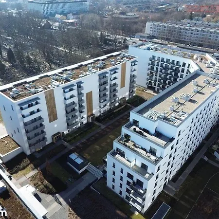 Scandinavian Space Free Parking By Citybeat Daire